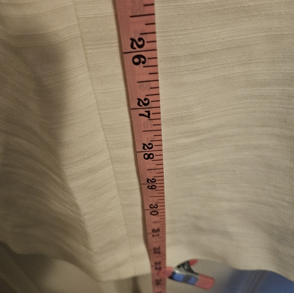 Loft Size 6 Sleeveless Dress Cream in Color - Picture 8 of 9